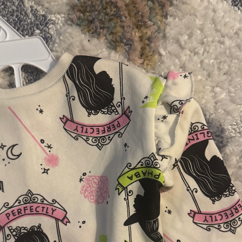 Wicked Set - Picture 6 of 7